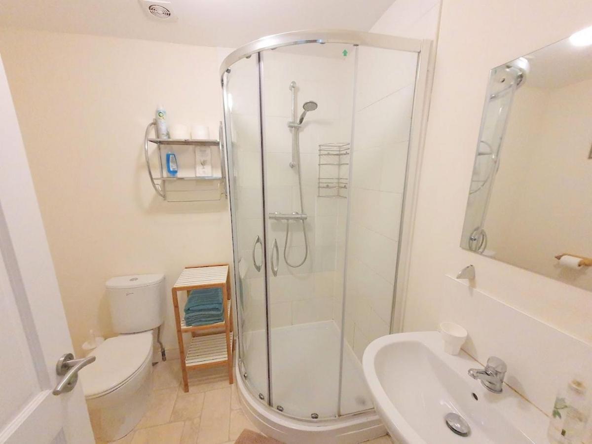Bassett Flat With 2 Bedrooms And Superfast Wi-Fi Сіттінгборн Екстер'єр фото