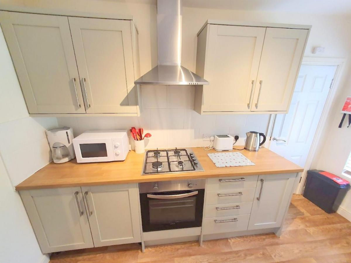 Bassett Flat With 2 Bedrooms And Superfast Wi-Fi Сіттінгборн Екстер'єр фото