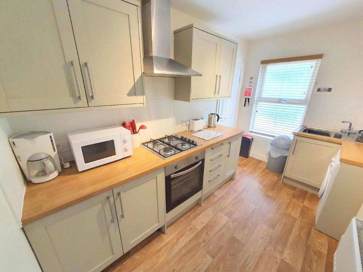 Bassett Flat With 2 Bedrooms And Superfast Wi-Fi Сіттінгборн Екстер'єр фото
